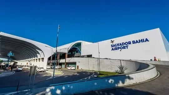 Drone invade espaço aéreo e faz voos serem desviados do Aeroporto de Salvador