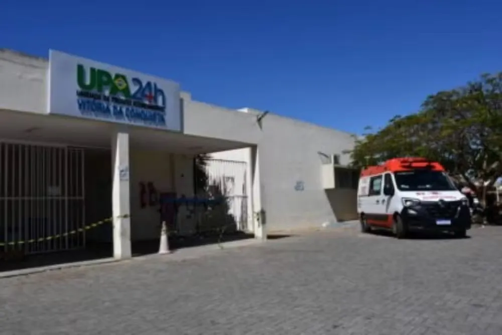 Três pessoas são baleadas durante perseguição e troca de tiros perto de UPA na Bahia