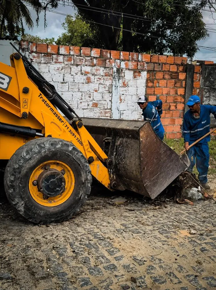 Prefeitura reforça ações de limpeza e prevenção à dengue em Dias d’Ávila